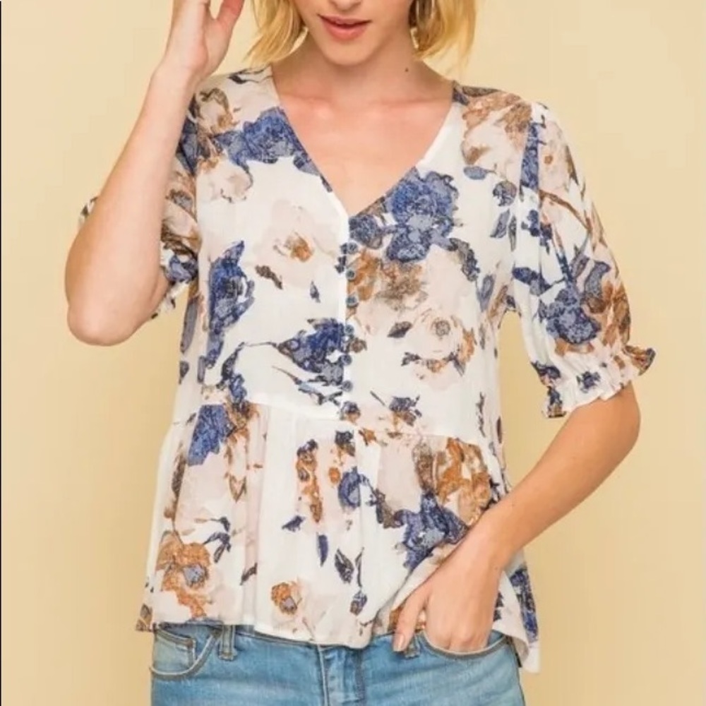NWT Boutique Floral Blouse with Ruffle Sleeve - Picture 1 of 1